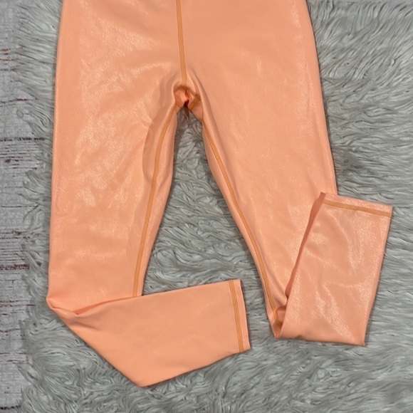 IVL Collective Peach Liquid Shine High Rise Leggings - Picture 6 of 11